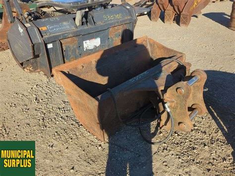 wrist o twist bucket for mini excavator|pemberton twist o wrist bucket.